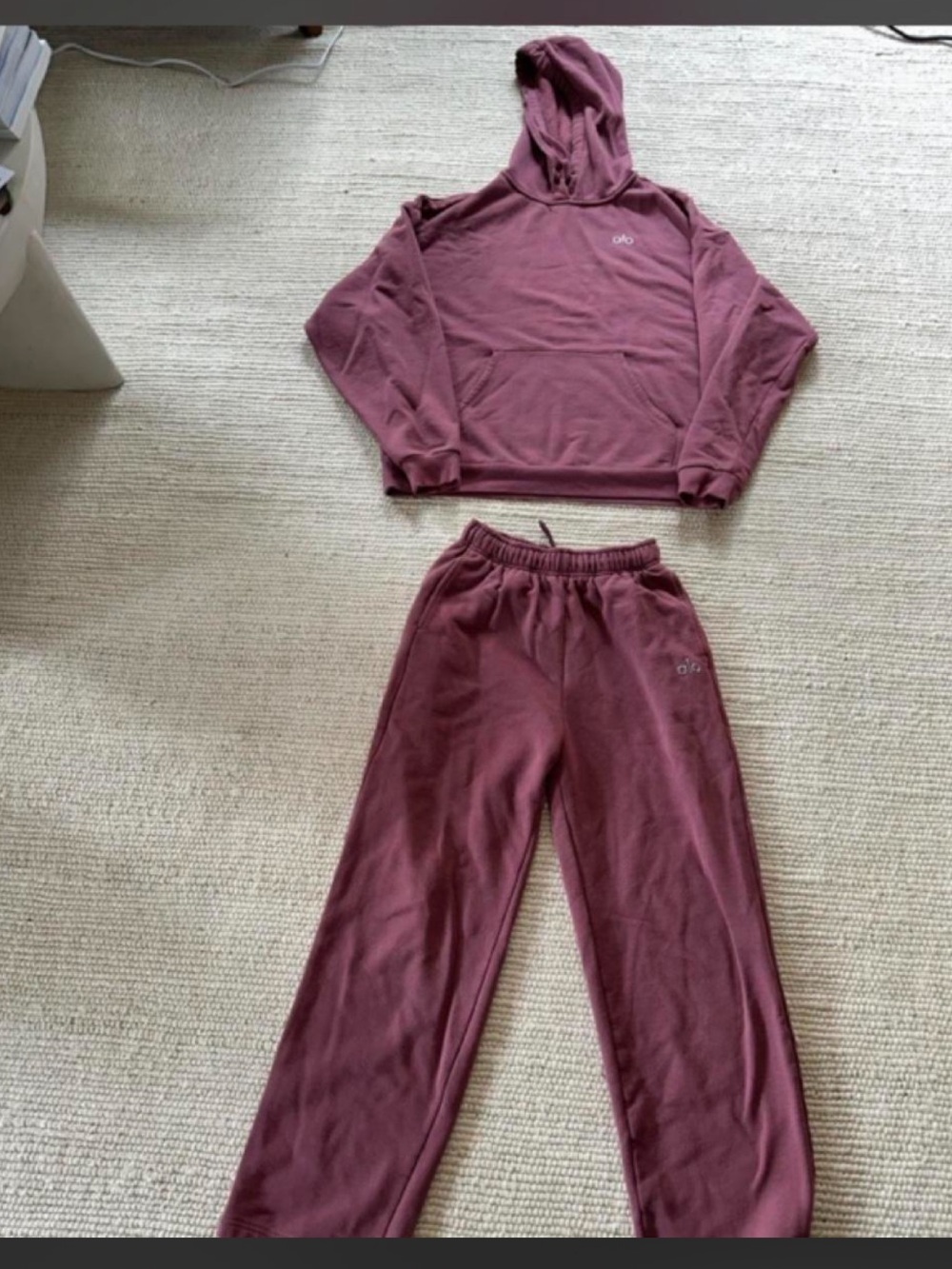 Alo Yoga burgundy set #aloyoga #activewear oversized small medium